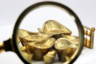 如何分析现货黄金xau的市场表现？这种市场表现反映了什么问题？