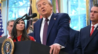 特朗普与伊朗新领袖斗志昂扬 能源市场供应压力未见缓解