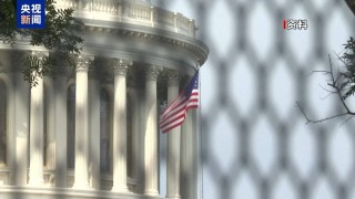 抗议白宫移民政策 美一市长因“非法闯入”移民拘留中心遭逮捕