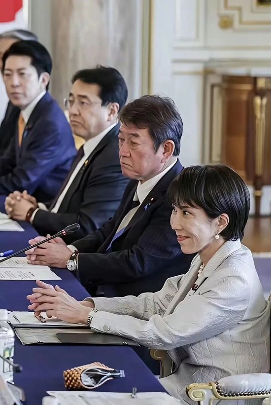 牛弹琴：严重后果正在显现  第2张