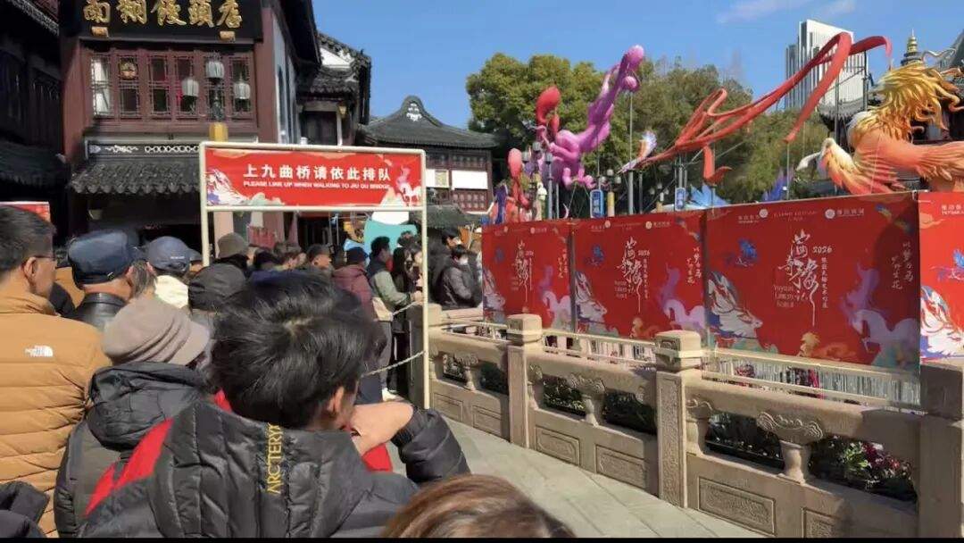 “反向过年”火了！“只要在一起，在哪都是过年！”丨新春走基层  第1张