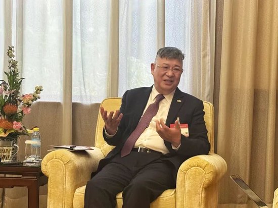 媒体专访｜绿地张玉良接受多家媒体专访：全力止跌回稳，让房地产在经济发展与人民富裕中发挥应有作用  第3张